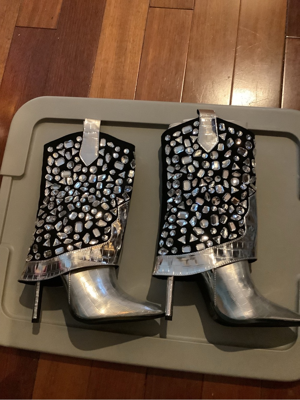 Lauren Lorraine Silver & Black Jeweled Western Booties 7.5 New